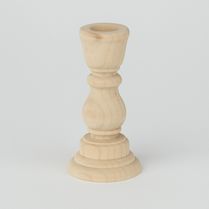 Gesculpteerde kandelaar van natuurlijk hout – Ruw & minimalistisch charme
