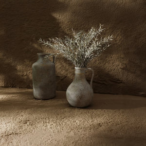 Vases en Céramique Vieillie – Édition Authentique