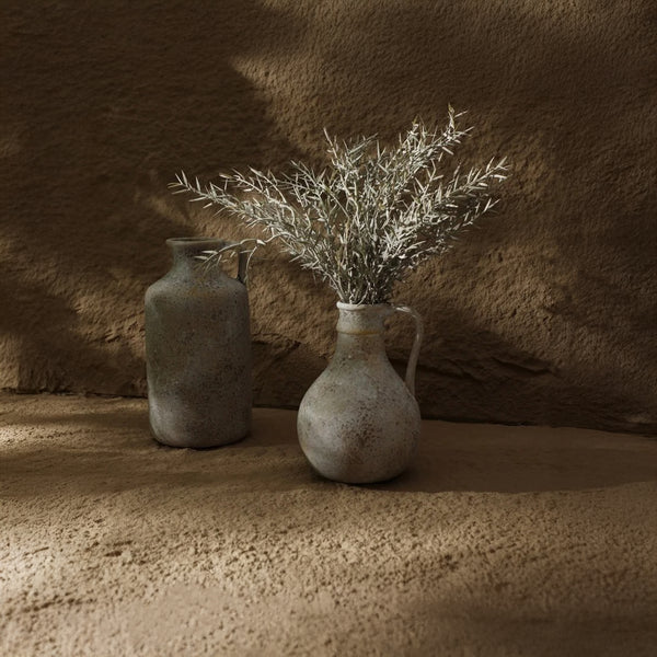 Vases en Céramique Vieillie – Édition Authentique