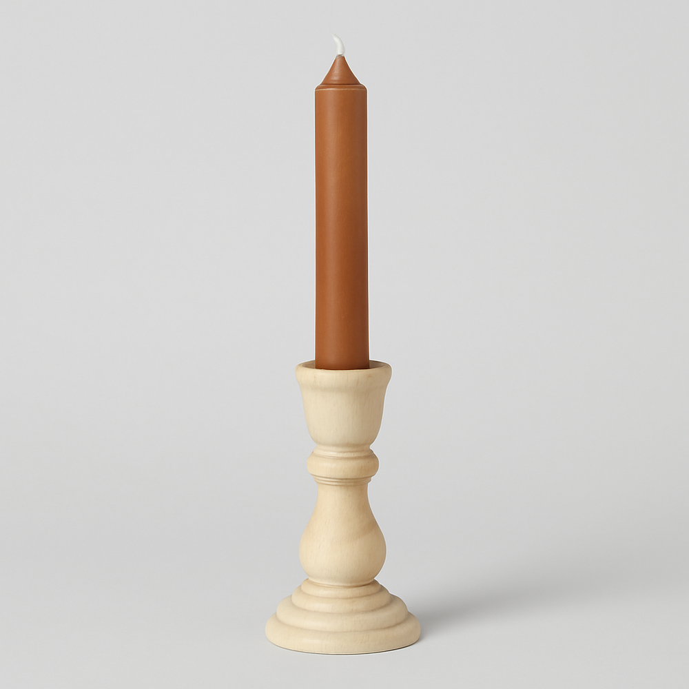 Gesculpteerde kandelaar van natuurlijk hout – Ruw & minimalistisch charme
