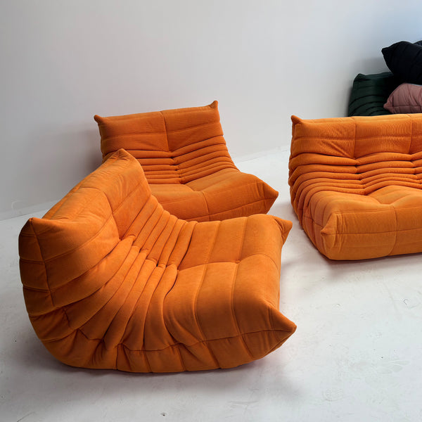 Unieke Luxe Fauteuil in ribfluweel – Sculpturaal comfort op maat
